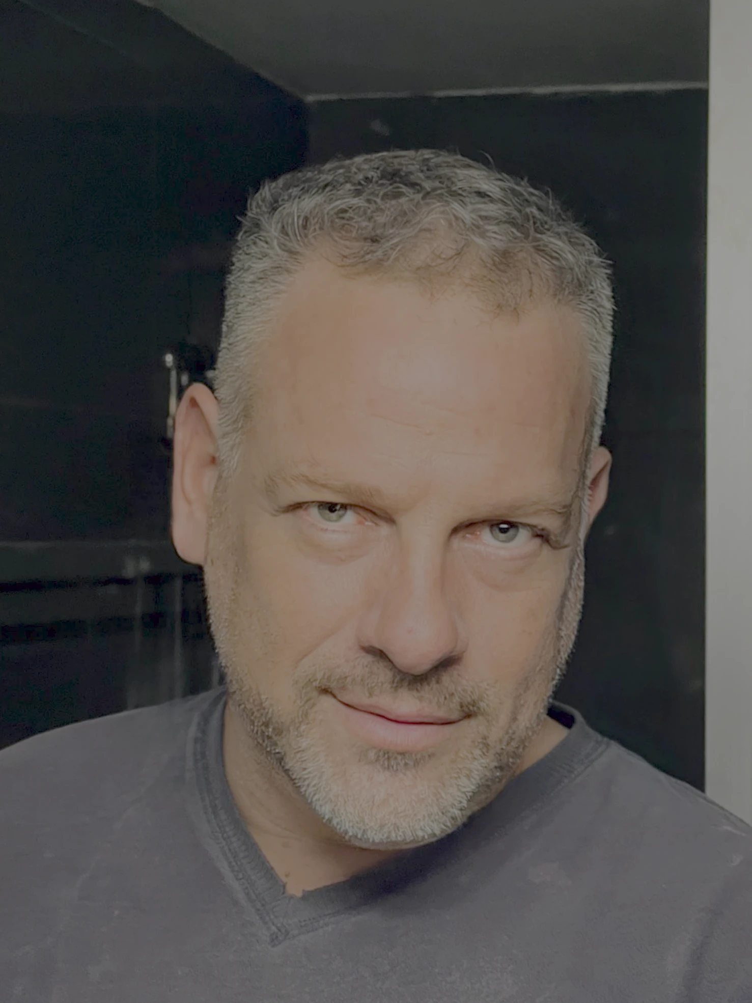 yk portrait4.JPG